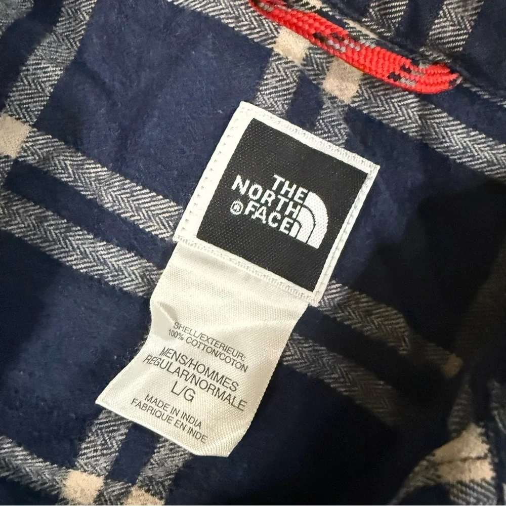 The North Face Navy & Cream Plaid Button-Up Shirt